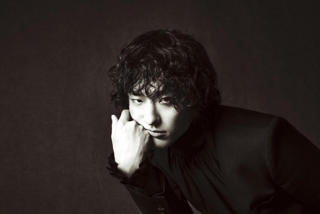 ‘Drowning’ singer Woodz joins Lee Byung-hun in historical action film from ‘Exhuma’ cinematographer 'Drowning' singer Woodz joins Lee Byung-hun in historical action film from 'Exhuma' cinematographer