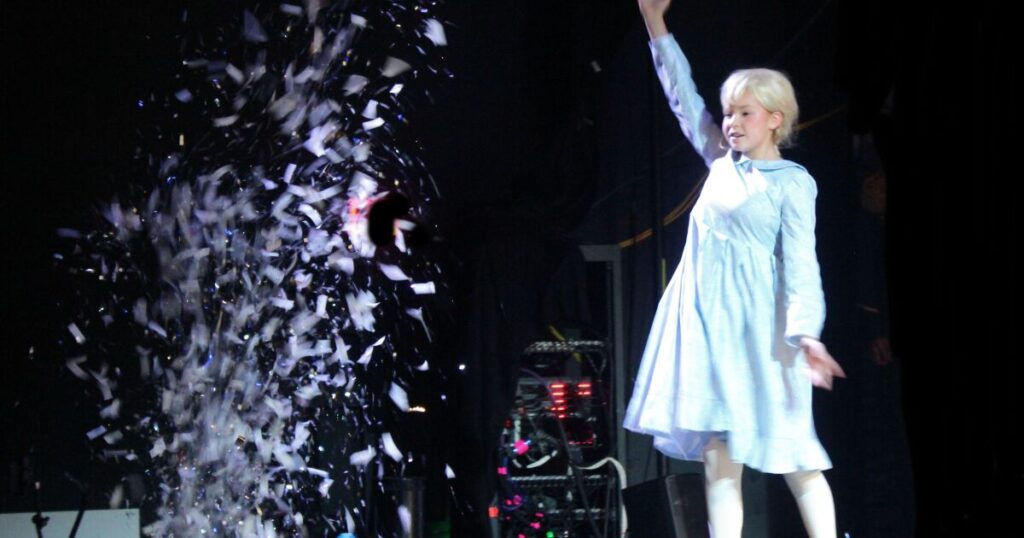Arts Bonita creates stage magic for ‘Frozen’ through special effects, sound design and projection mapping Arts Bonita creates stage magic for 'Frozen' through special effects, sound design and projection mapping