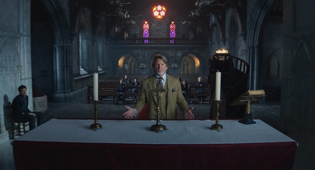 "Wake Up Dead Man" Cinematographer Steve Yedlin on Framing Rian Johnson's Darkest "Knives Out" Yet