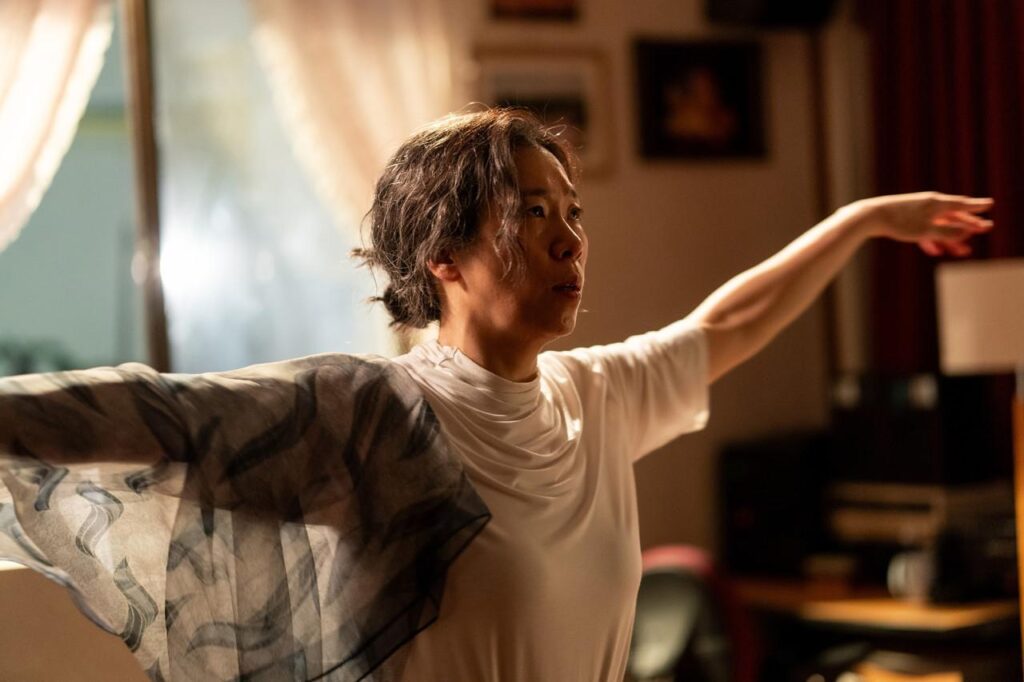 Korean government moves to curtail actor pay, but industry remains wary Korean government moves to curtail actor pay, but industry remains wary