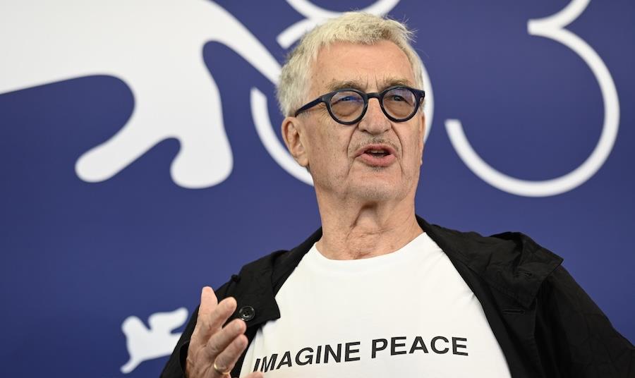 Wim Wenders stands by Berlin politics comments: “Filmmakers are the opposite of politicians” Wim Wenders stands by Berlin politics comments: “Filmmakers are the opposite of politicians”