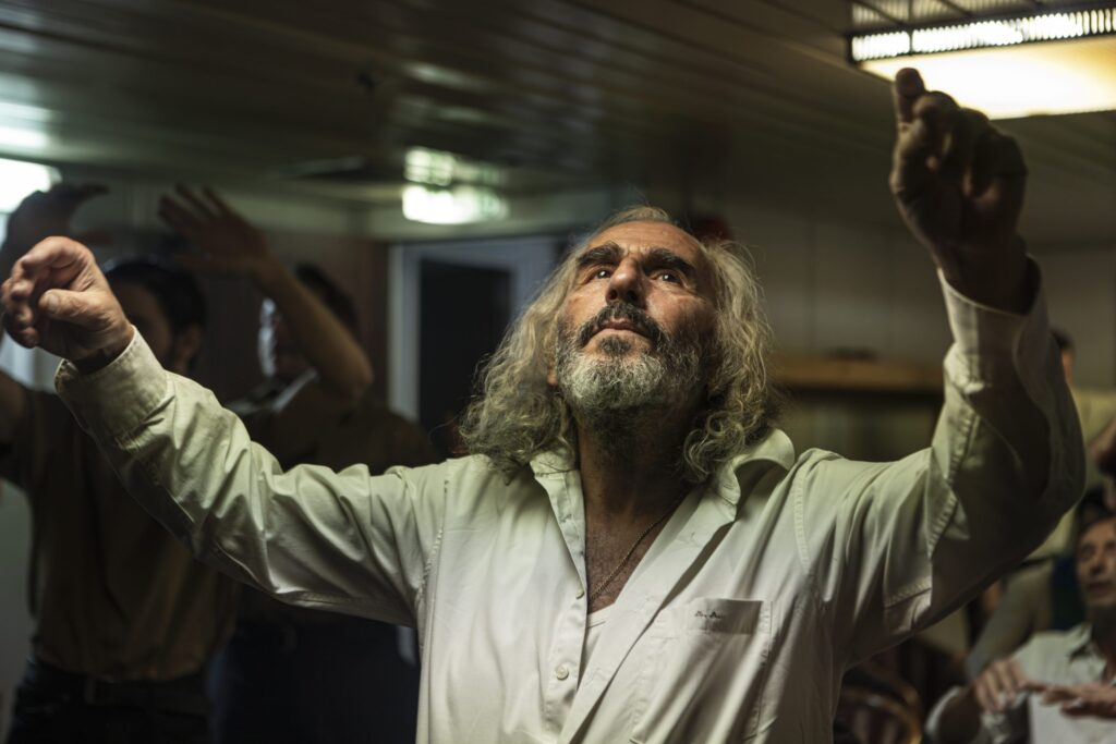 Tanweer Unveils Teaser Trailer and Poster for SWELL (Video)